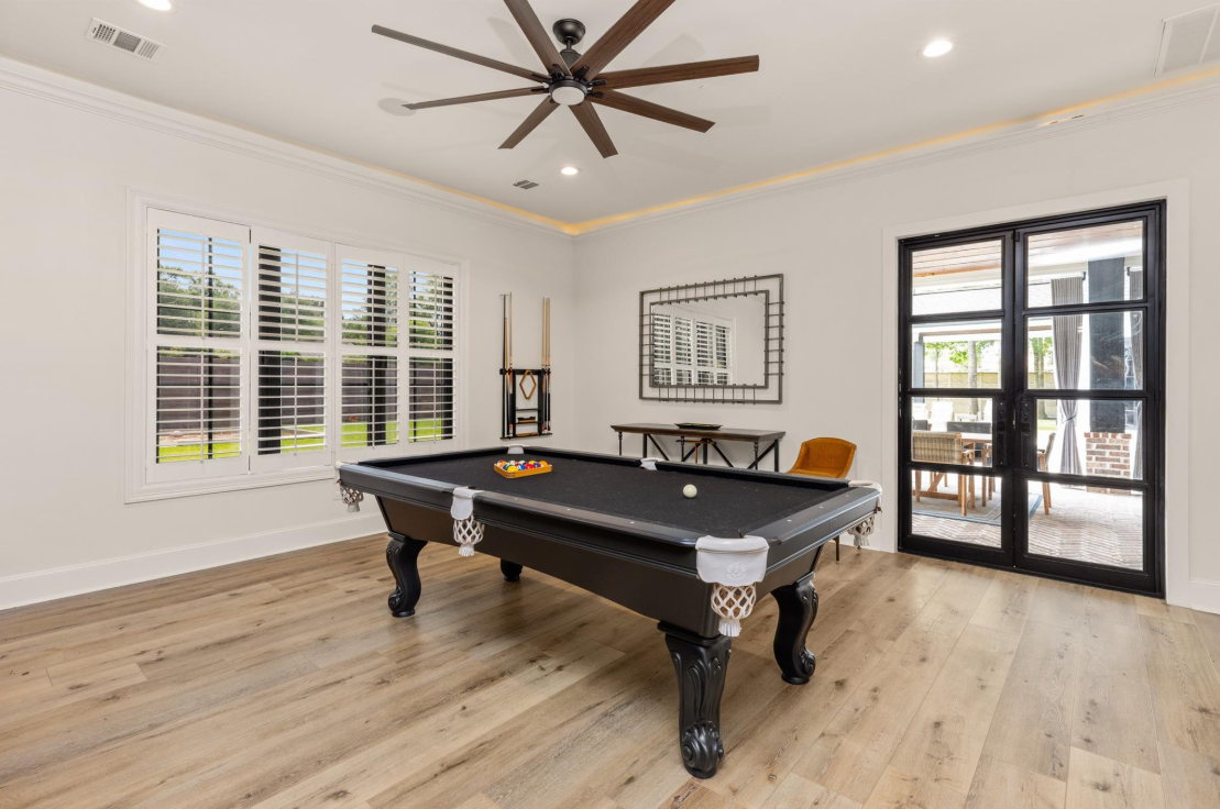 20035 New Kings Trail Kingwood TX 77346 Gameroom Listed by Pati Juarez Red Hawk Property Team JLA Realty