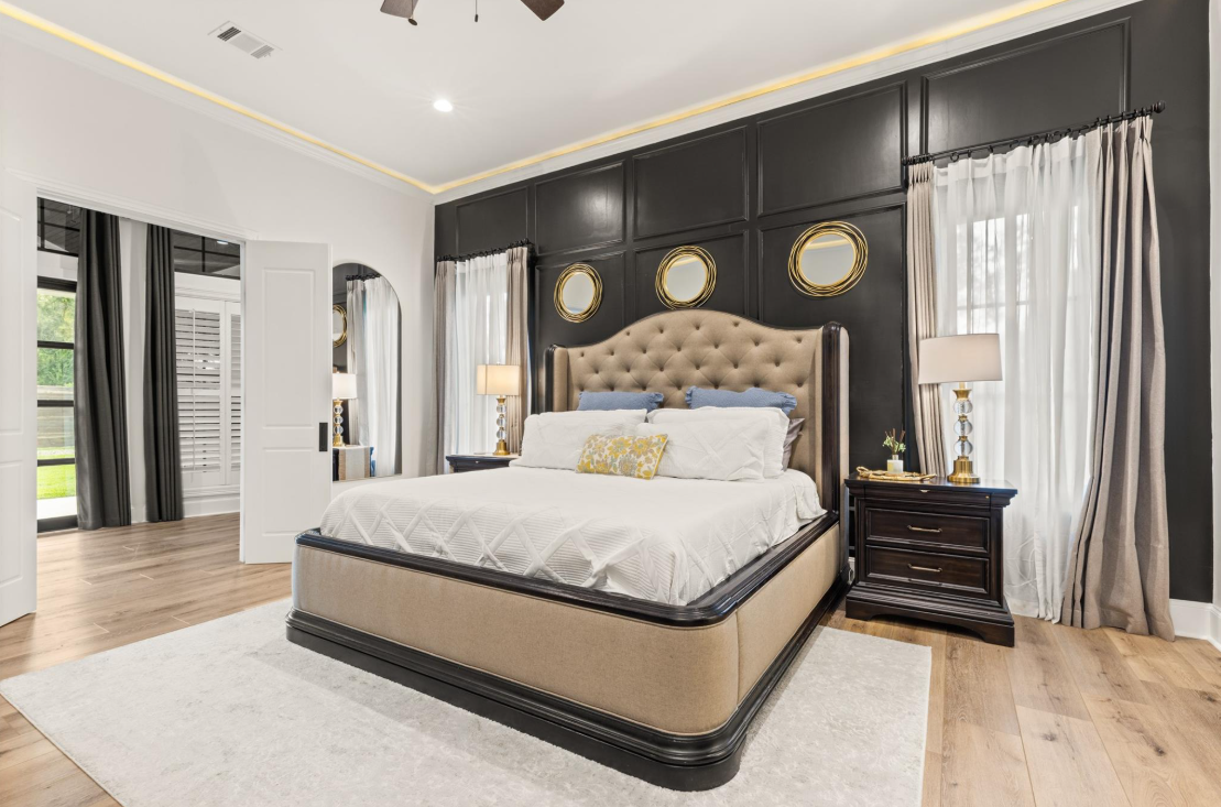 20035 New Kings Trail Kingwood TX 77346 Primary Room Listed by Pati Juarez Red Hawk Property Team JLA Realty